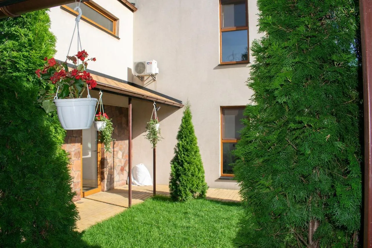 Villa Park Puscha Luxury House Kiew