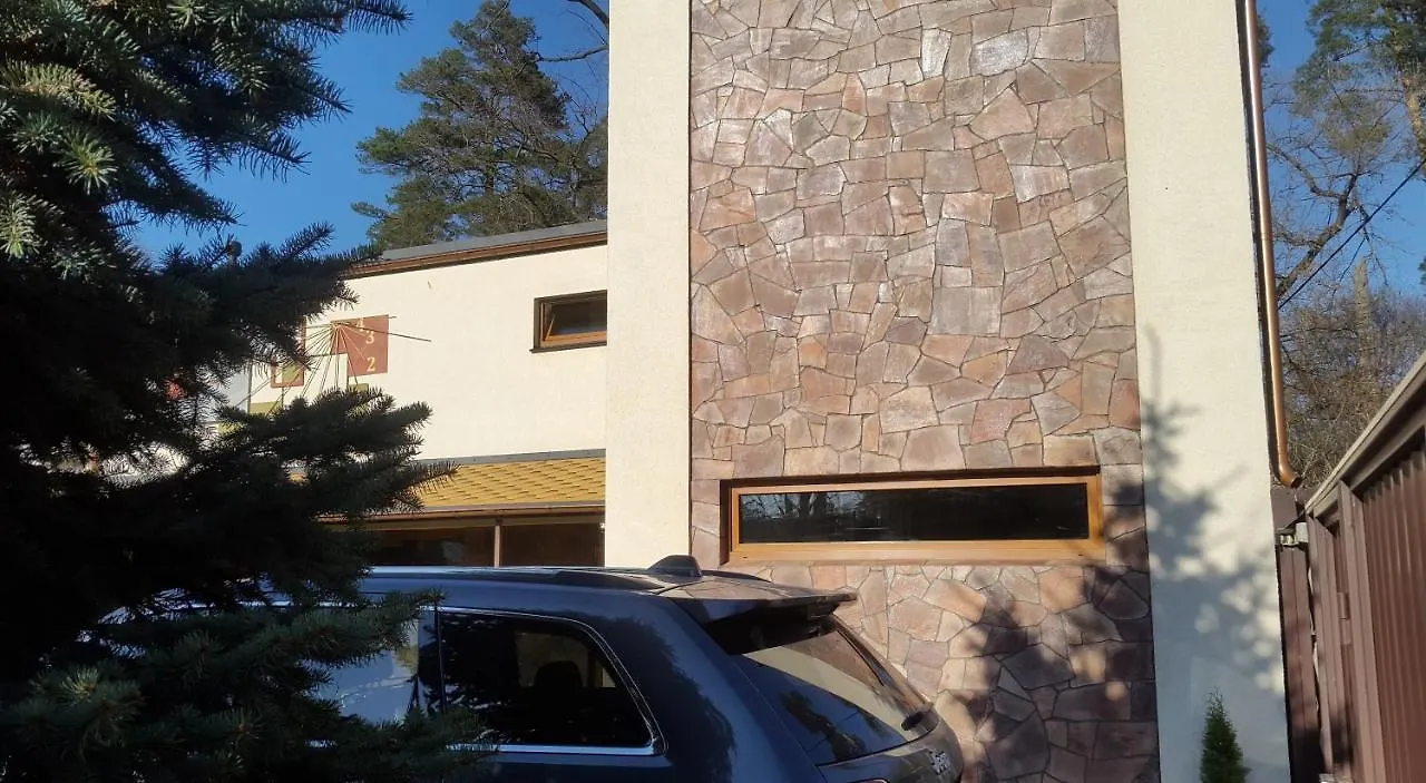 Villa Park Puscha Luxury House Kiew