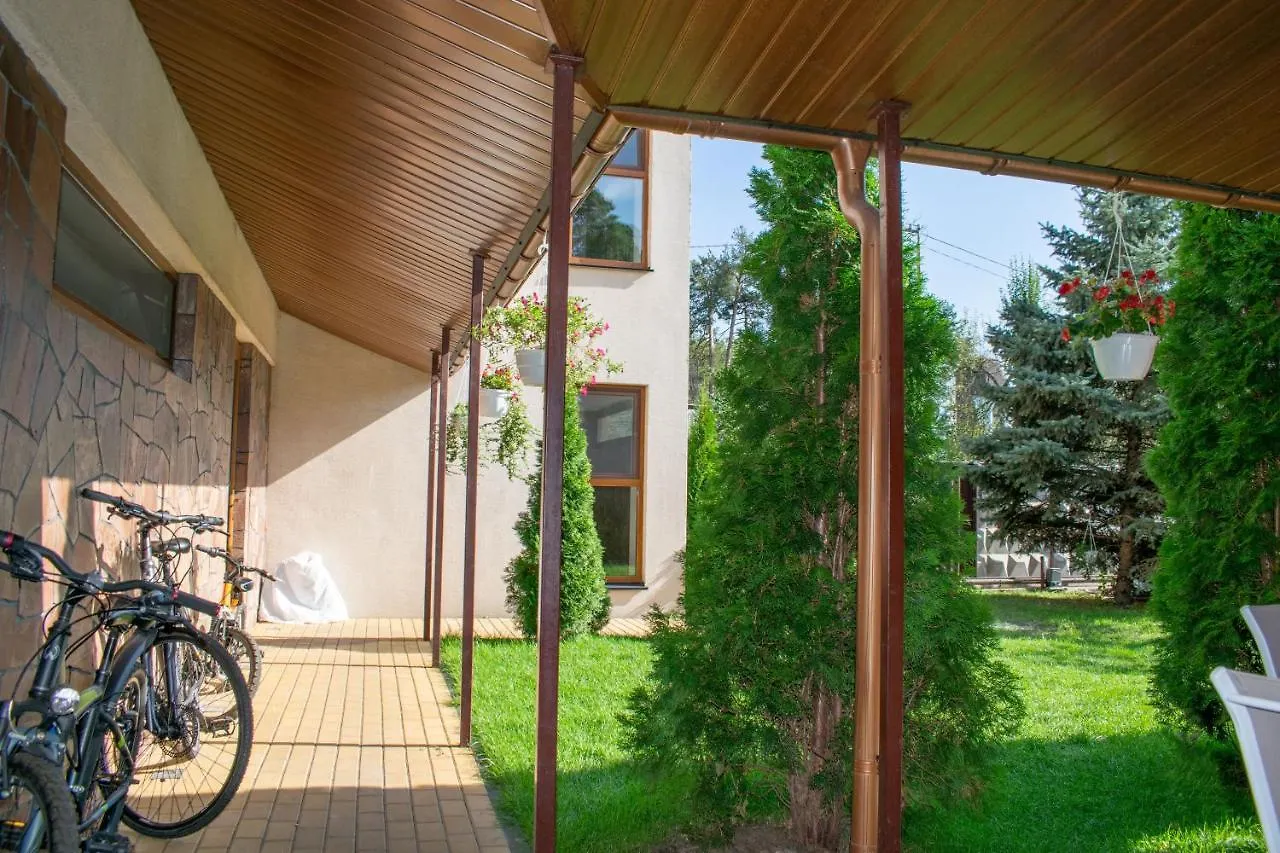 Villa Park Puscha Luxury House Kiew
