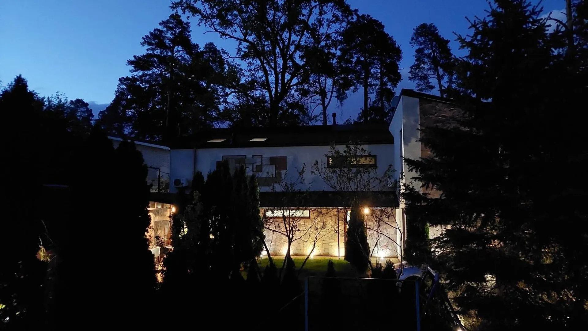 Villa Park Puscha Luxury House Kiew