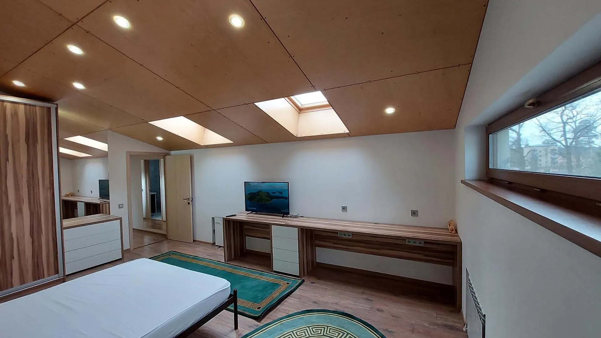 Villa Park Puscha Luxury House Kiew